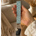 Daisy Daydream Wristlet Keychain