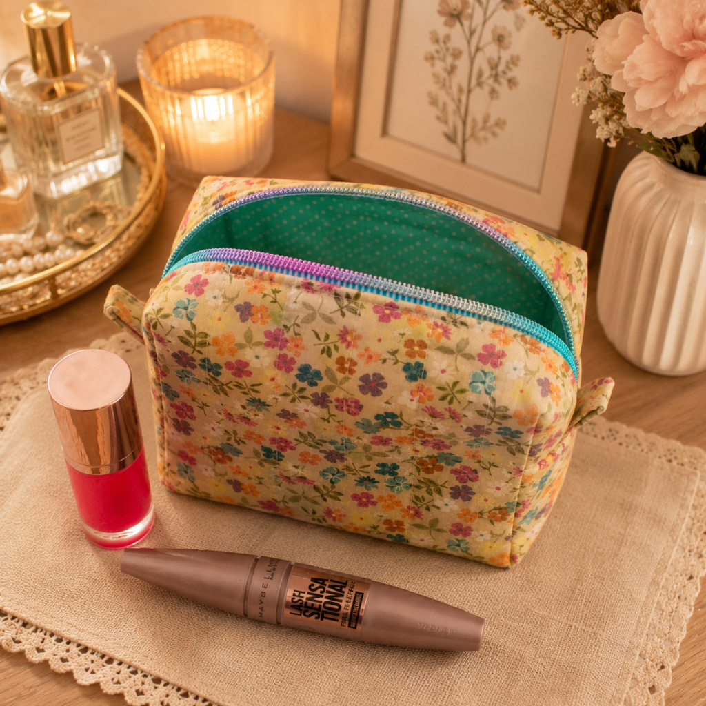 Wildflower Spritz Makeup Bag