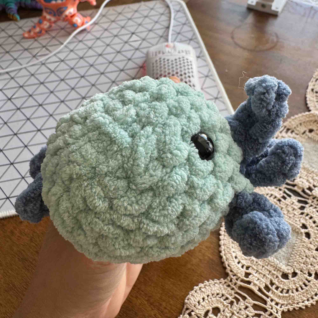 Bloopie – The Snuggly Axolotl Buddy