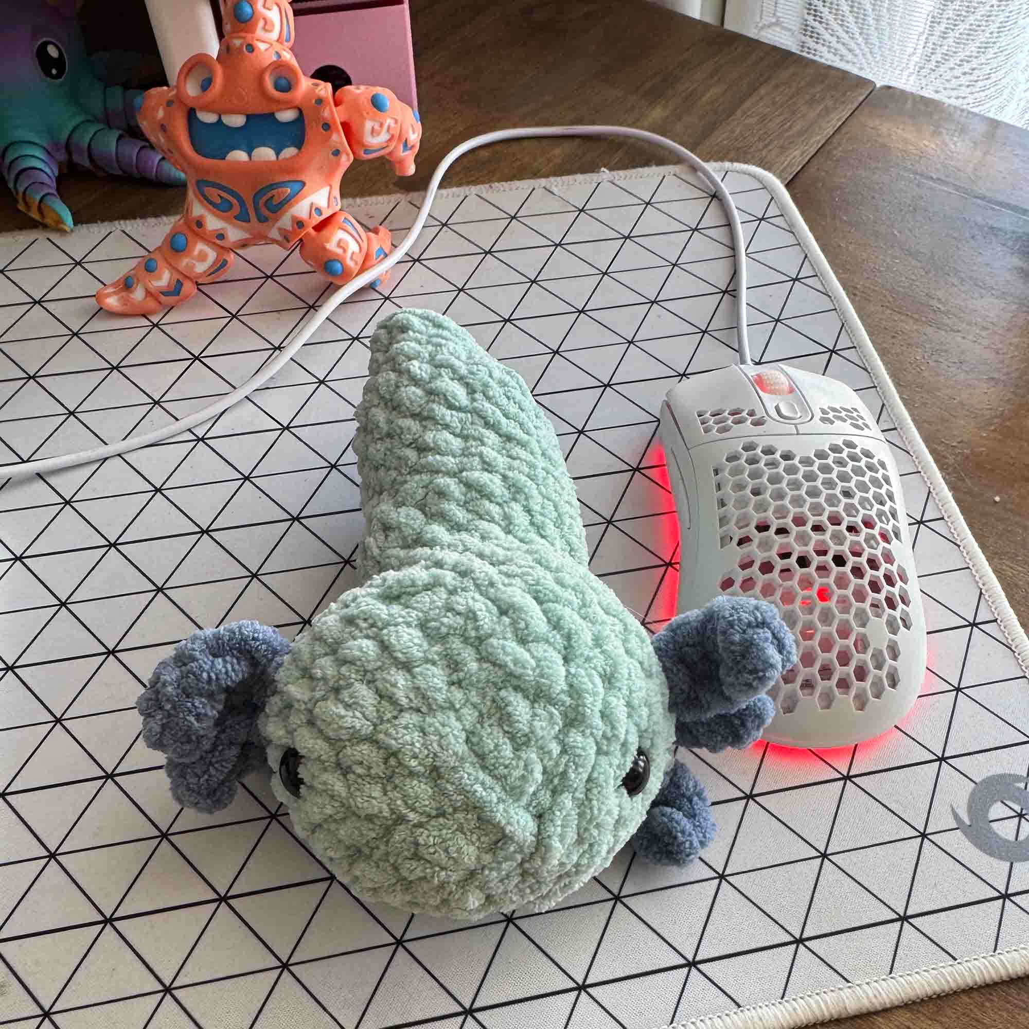 Bloopie – The Snuggly Axolotl Buddy