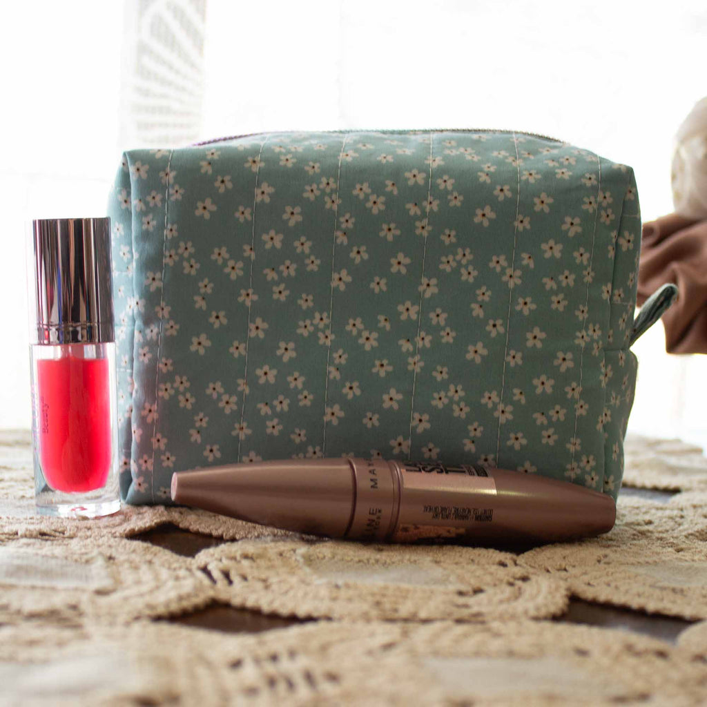 Daisy Daydream Box Bag