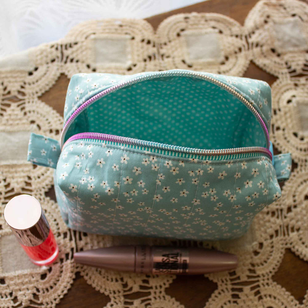 Daisy Daydream Box Bag