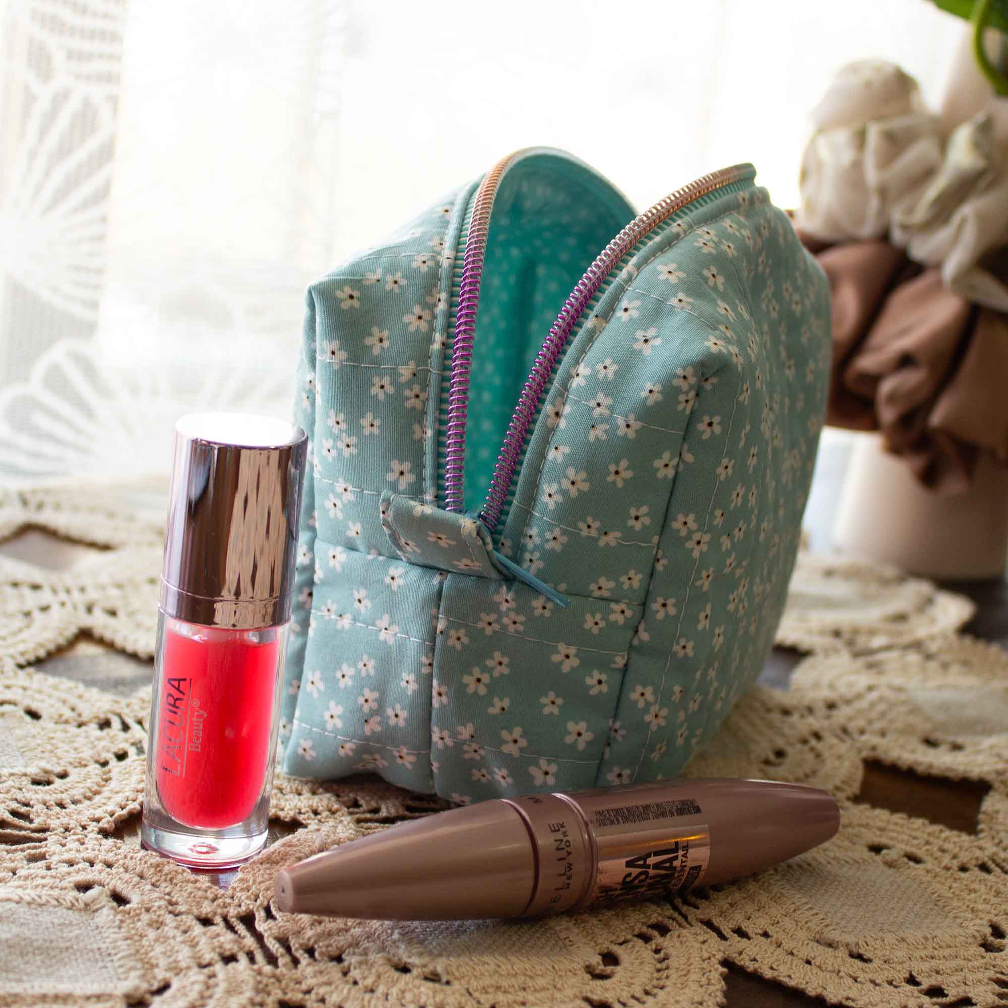 Daisy Daydream Box Bag