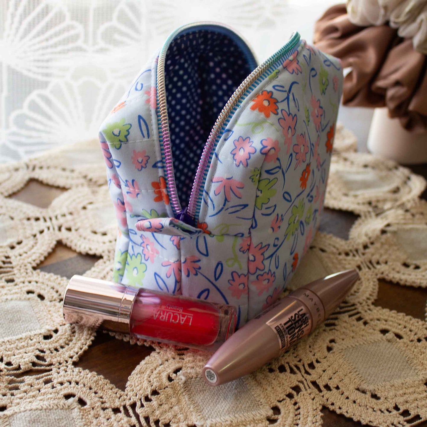 Petal Pop Box Bag