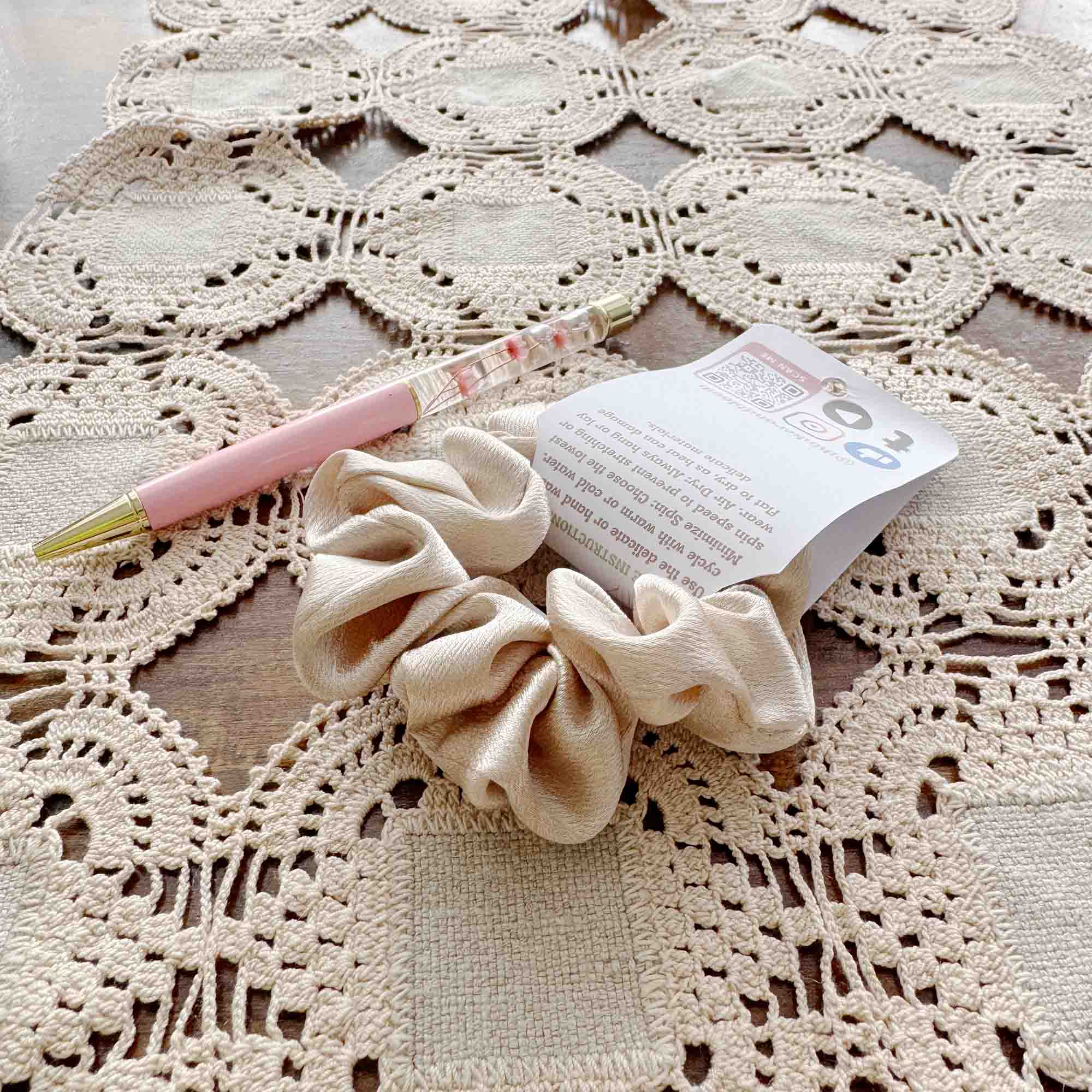 Dust Pearl Scrunchie