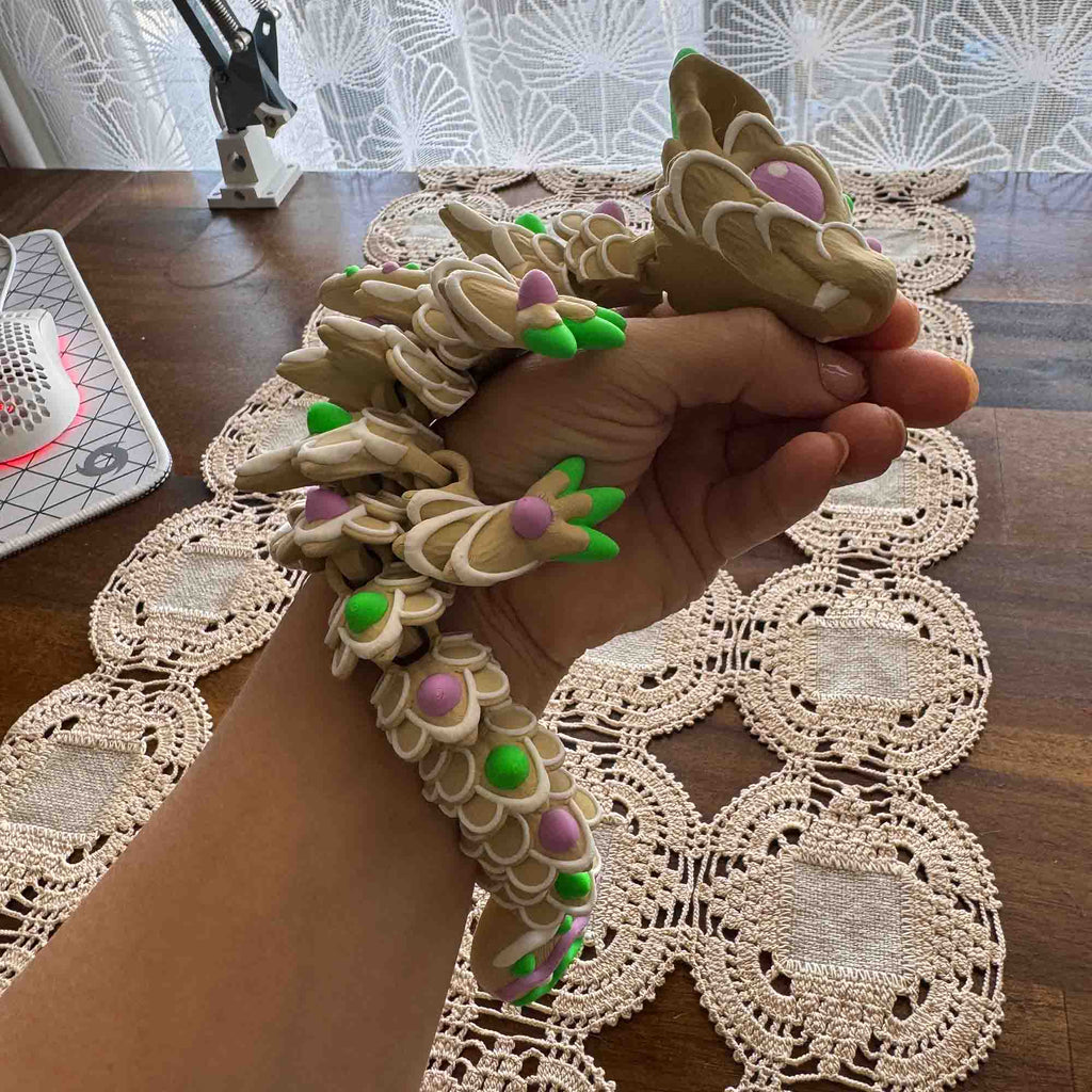 Sugarbelle – The Holiday Cookie Dragon