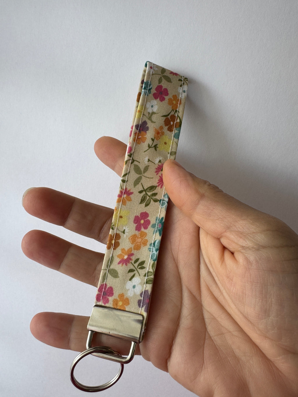 Wildflower Spritz Wristlet Keychain