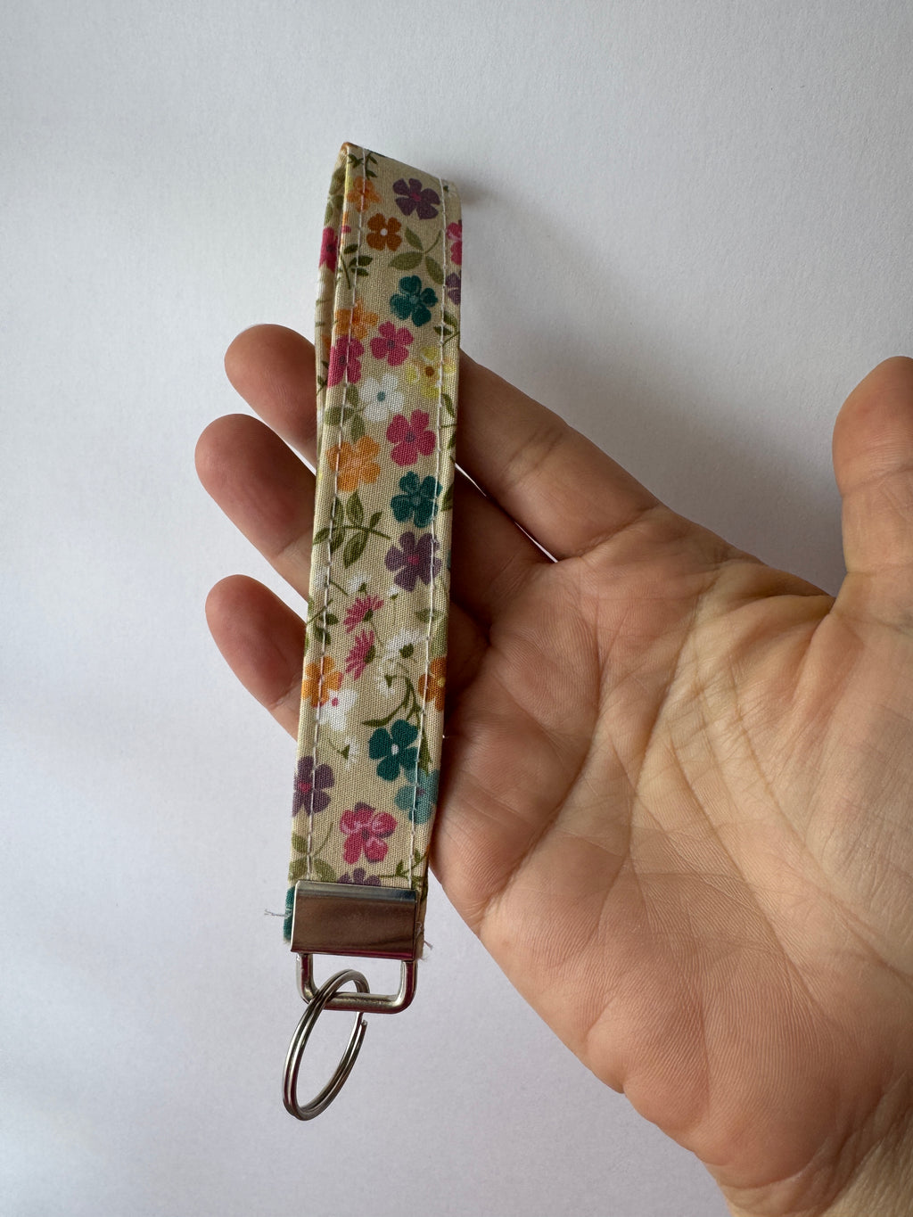 Wildflower Spritz Wristlet Keychain