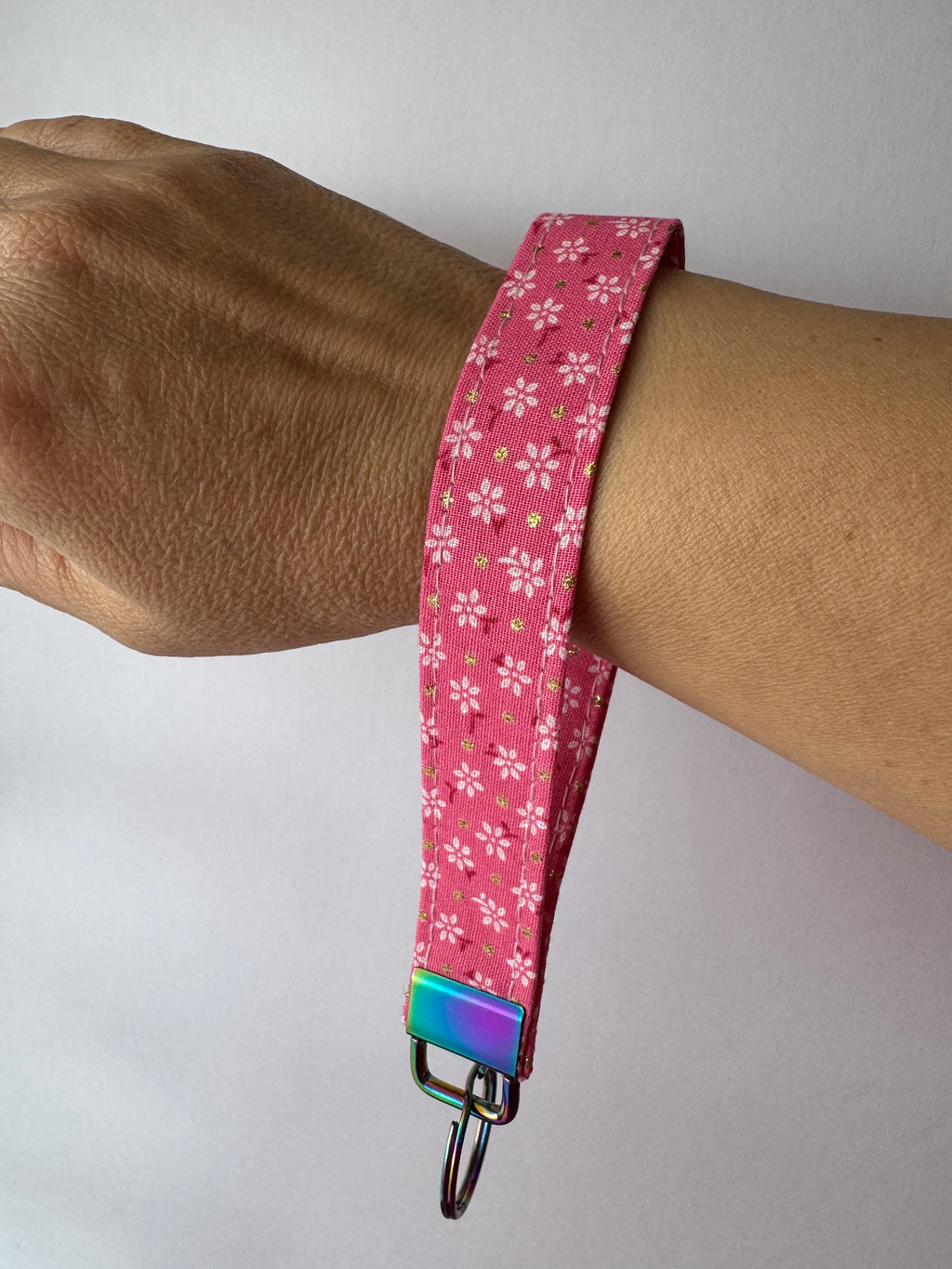Pink Gold Flake Wristlet Keychain