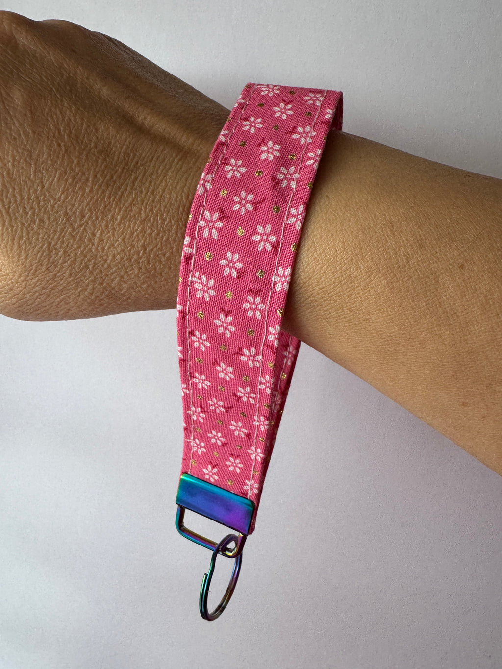 Pink Gold Flake Wristlet Keychain