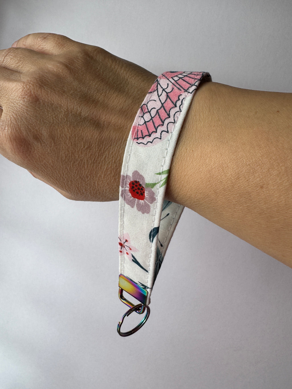 Butterfly Kisses – Handmade Fabric Wristlet Keychain