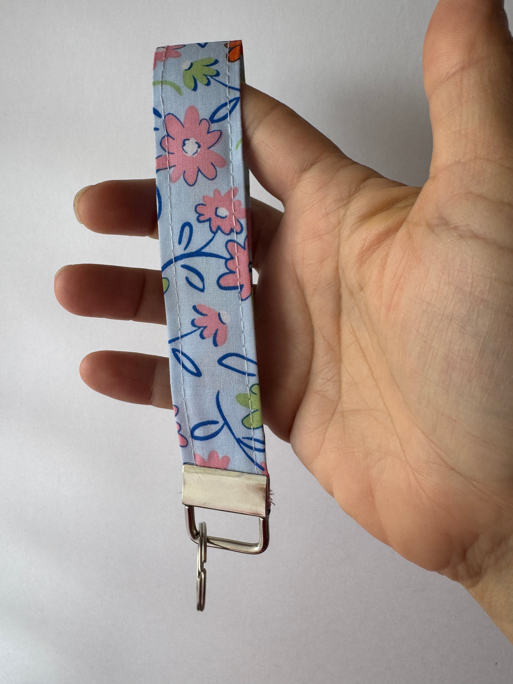 Petal Pop Wristlet Keychain