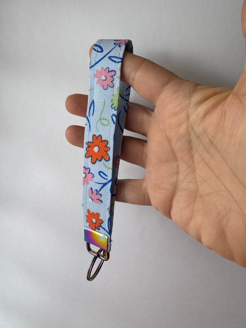 Petal Pop Wristlet Keychain