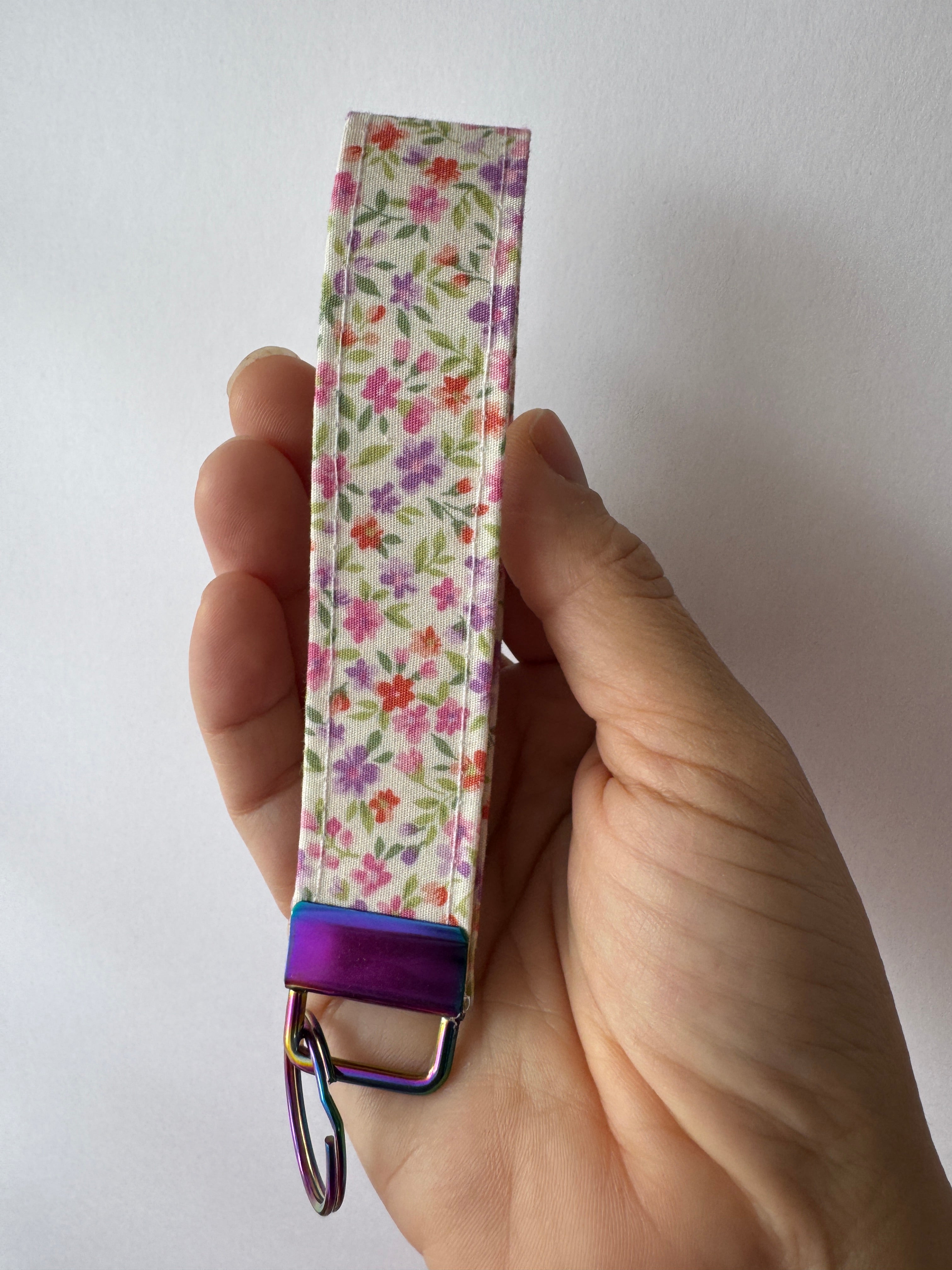 Lavender Field – Handmade Floral Wristlet Keychain | Fabric Key Fob | Cotton Keychain Wrist Strap | Gift for Her | Teacher Gift | Australian Handmade