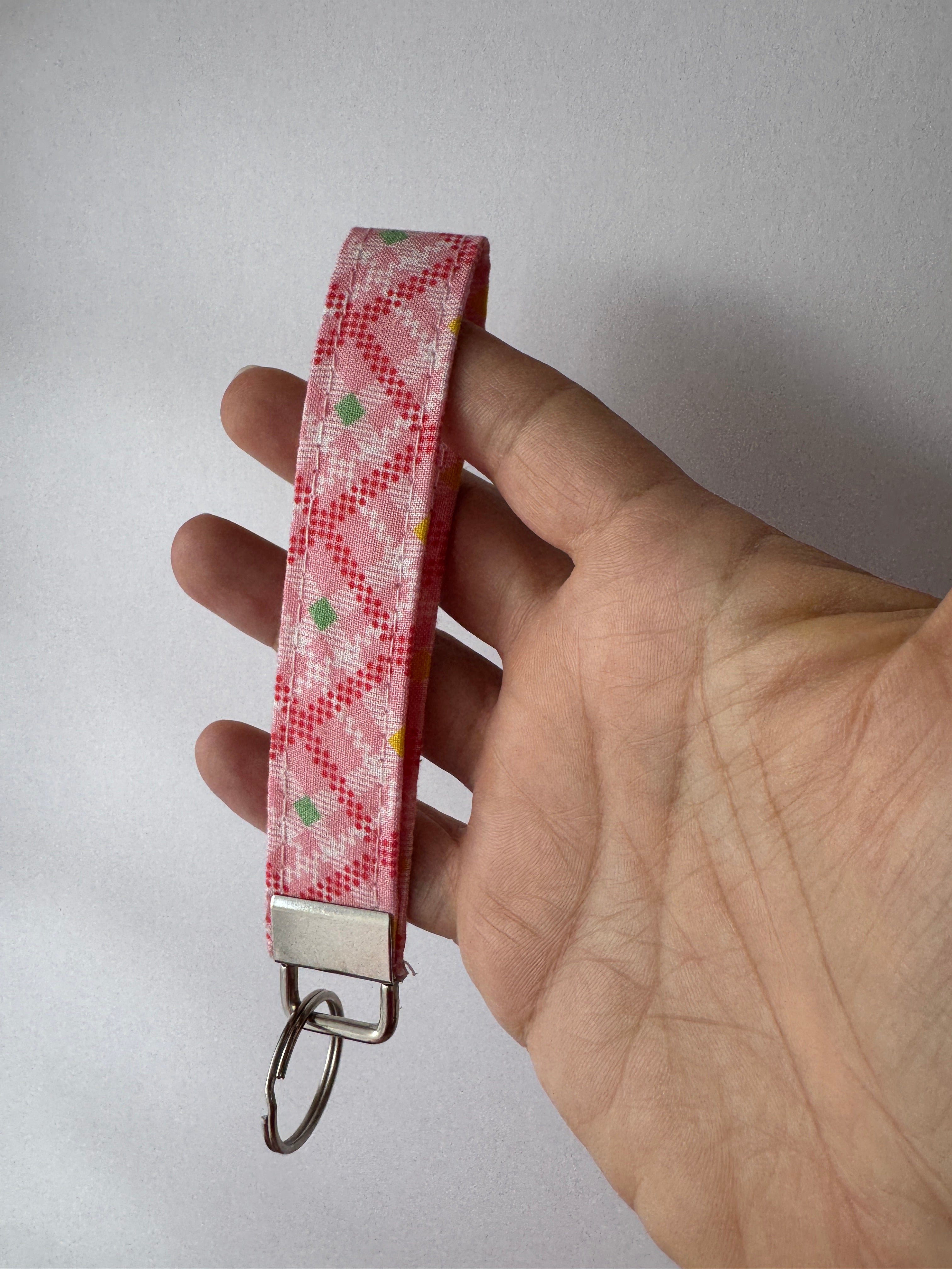 Gingham Bloom Wristlet Keychain