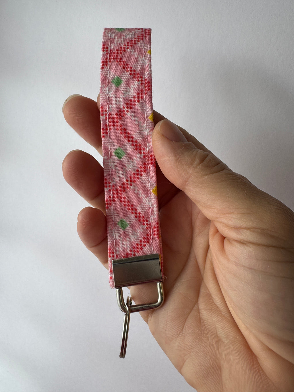 Gingham Bloom Wristlet Keychain