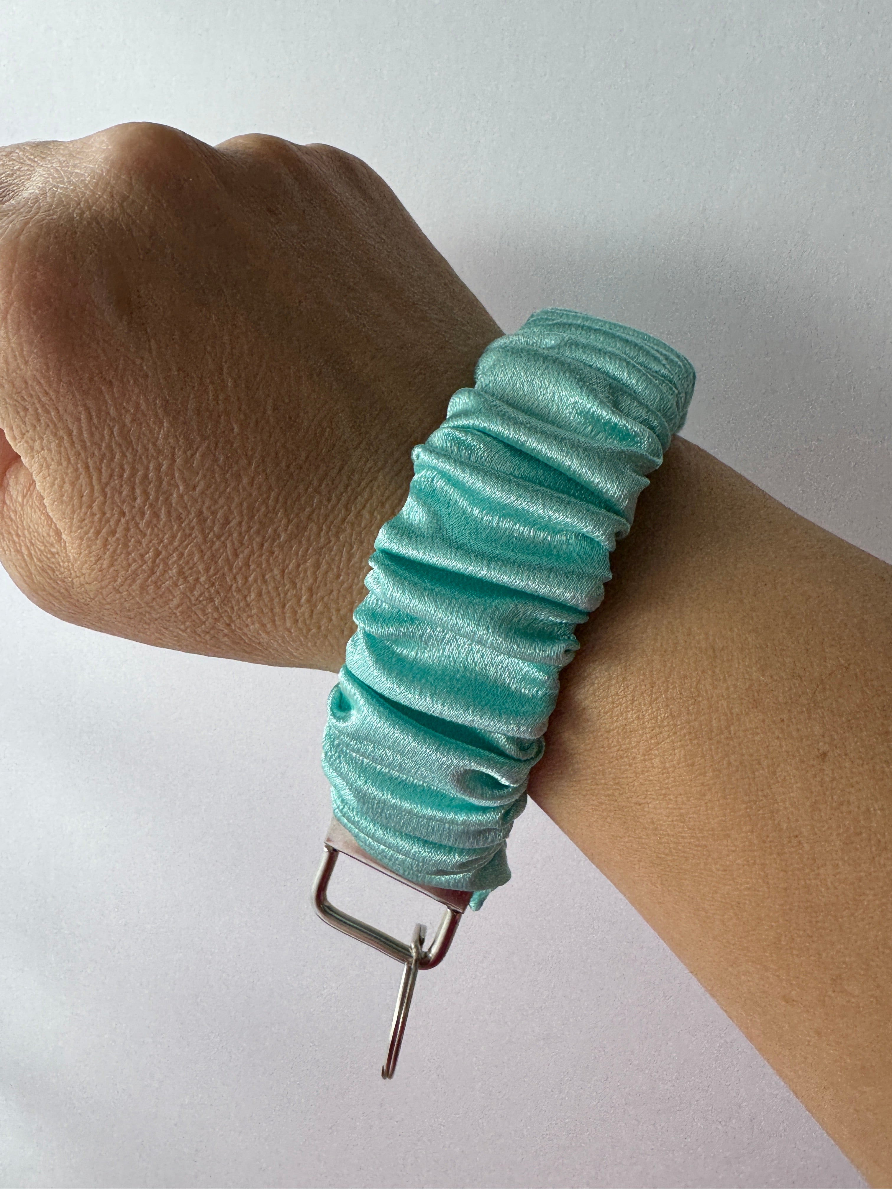 Frosted Bloom Wristlet Keychain