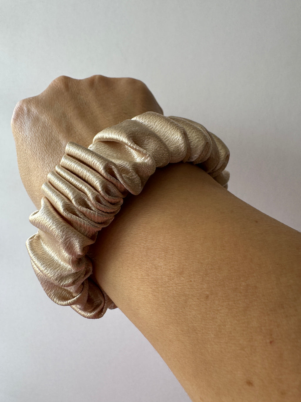 Dusty Pearl Wristlet Keychain