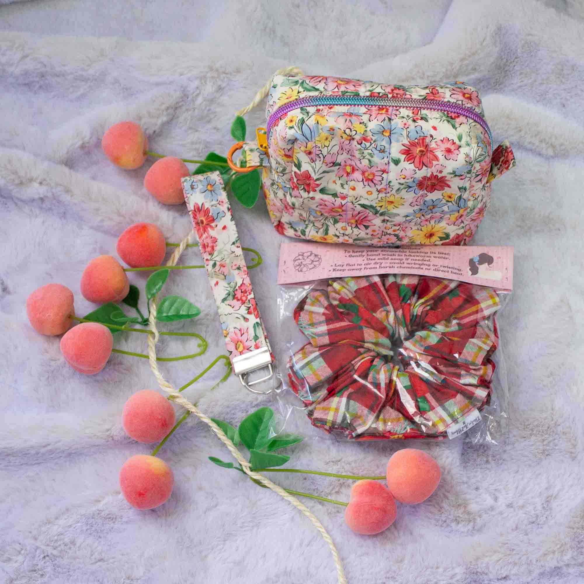 The Bloom & Go Gift Set ✨ - Box Bag Wristlet And Scrunchie