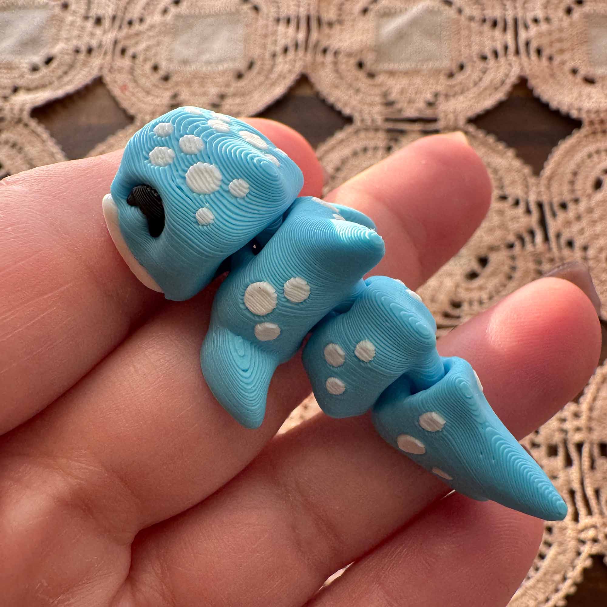 Pocket Pal Wally – Articulated Whale Shark Buddy