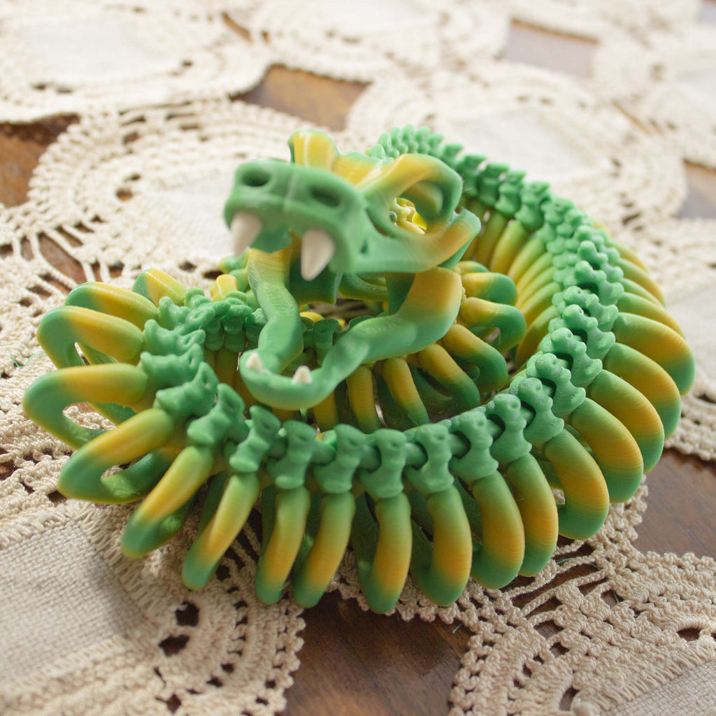 Wilson_The_Happy_Snake – Articulated Desk Buddy And Toy