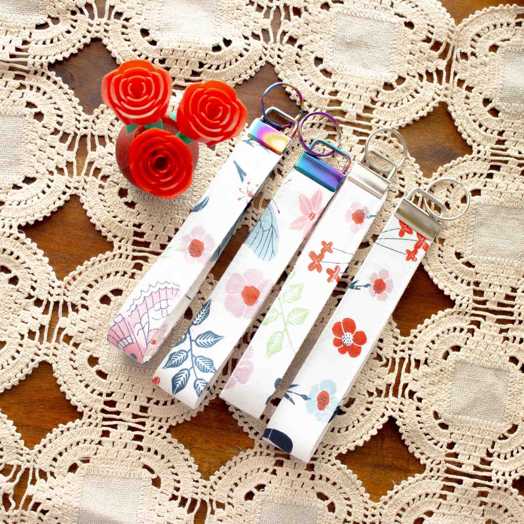 Wristlet_Butterfly Kisses