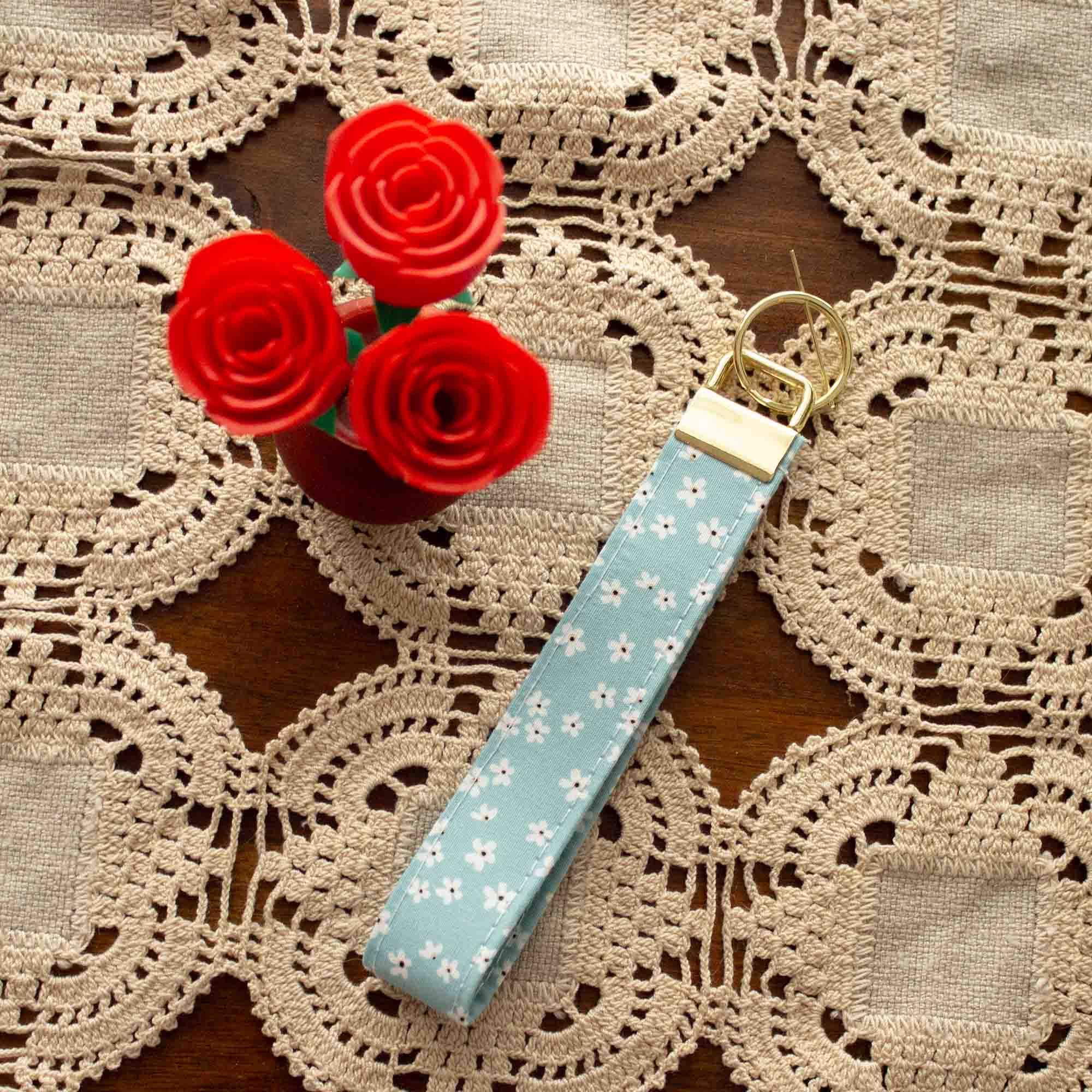 Wristlet_Daisy_Daydream