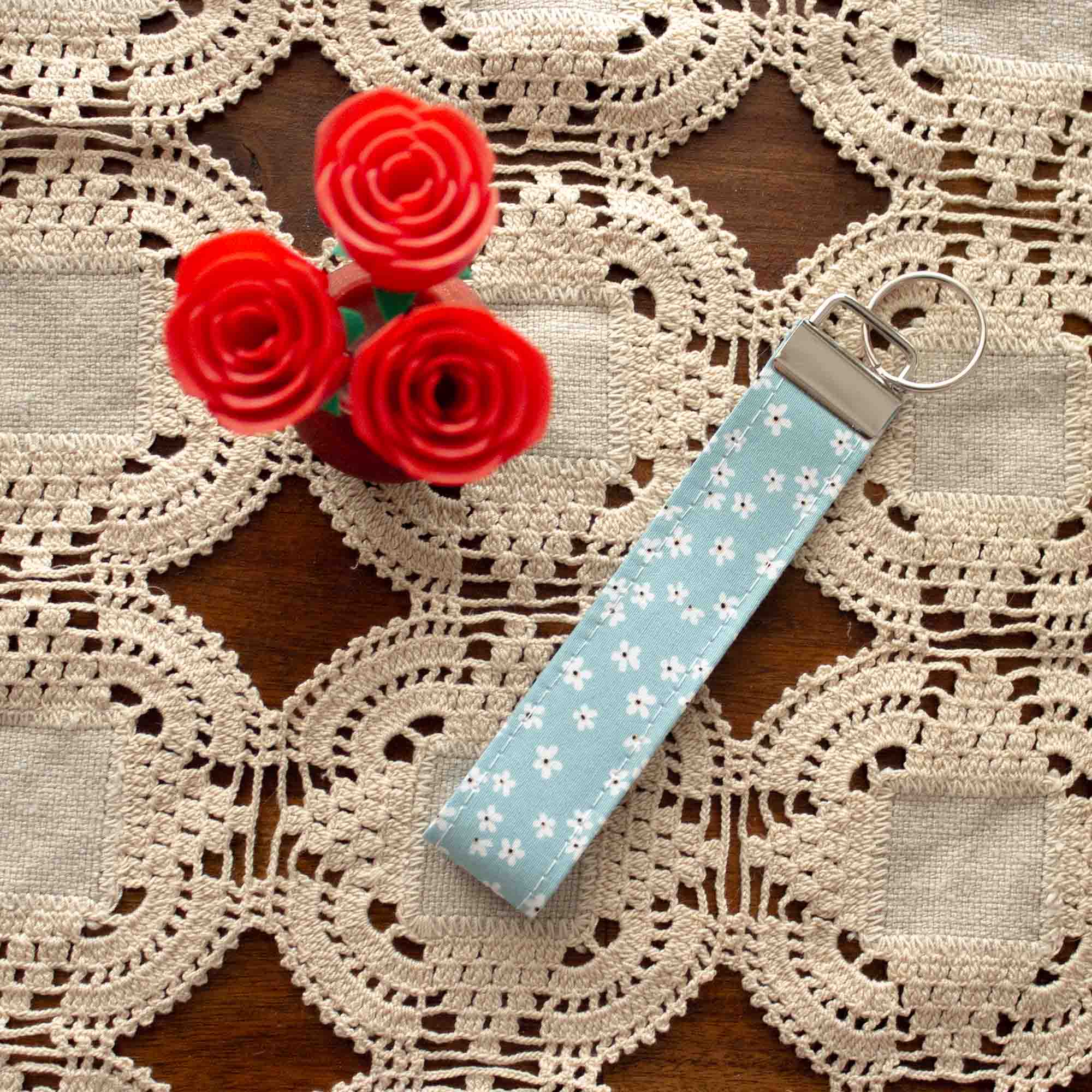 Wristlet_Daisy_Daydream