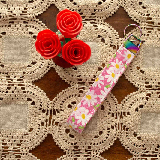 Wristlet_Daisy_Pop