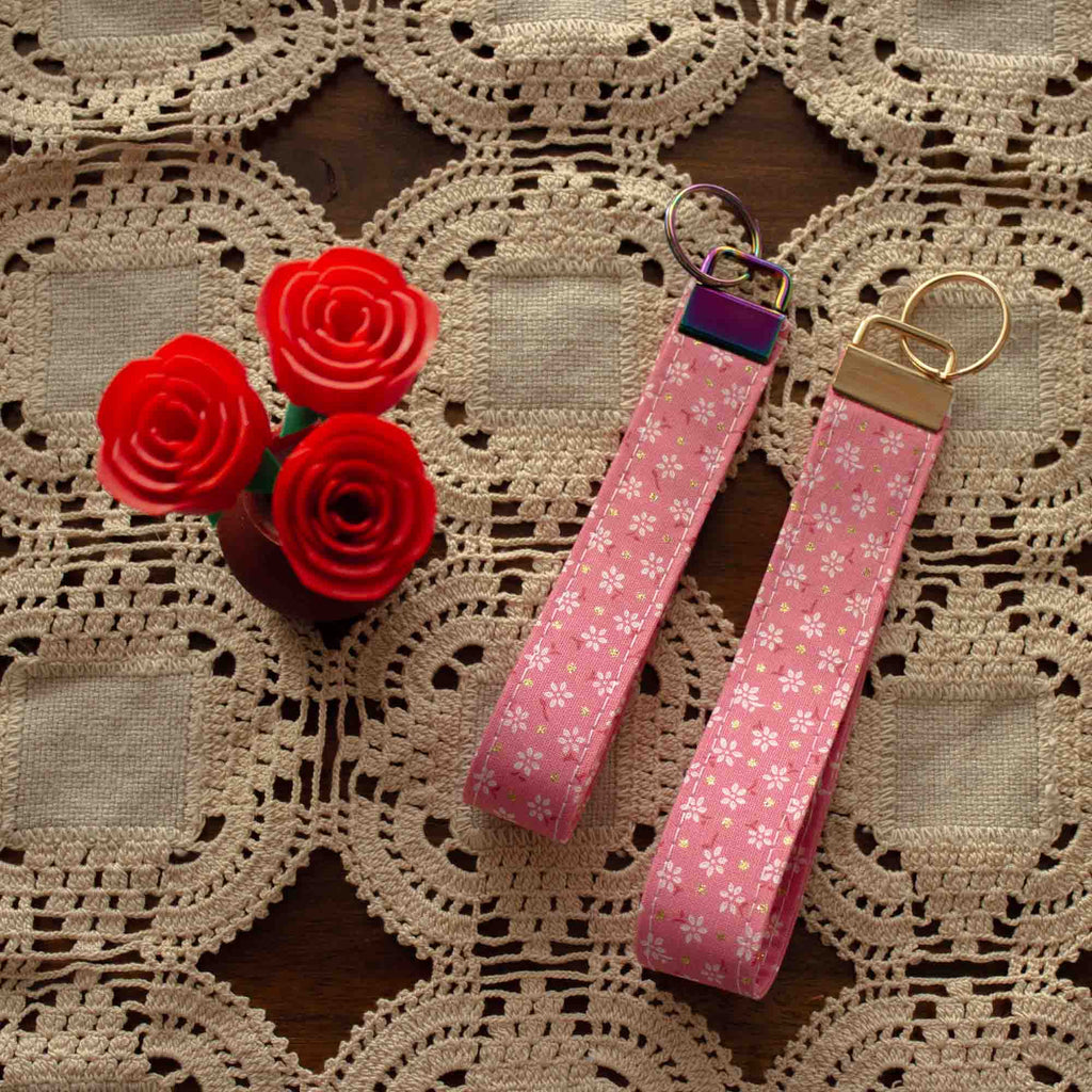 Wristlets - Pink Gold Flake